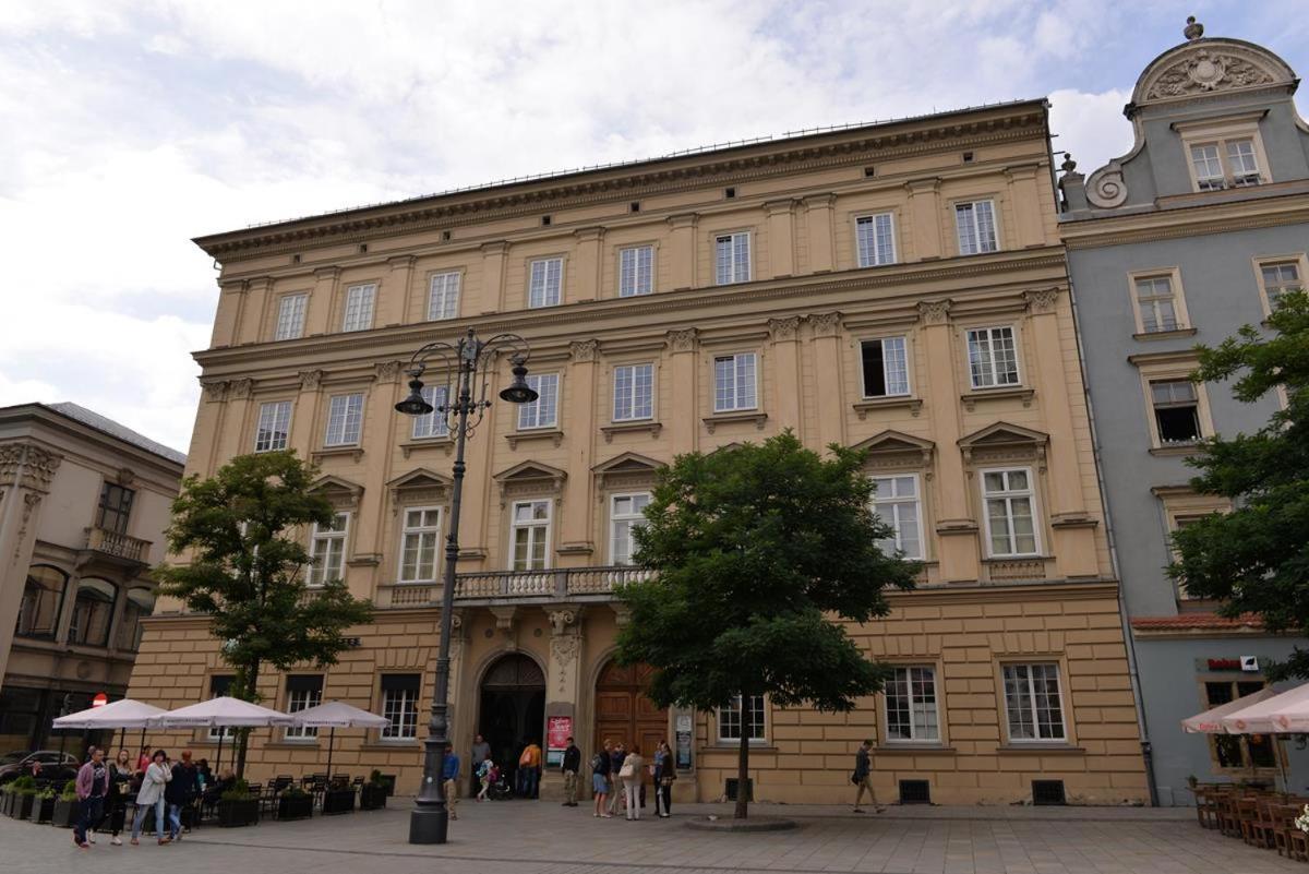 Apartamenty W Palacu Pod Baranami Krakau Exterior foto