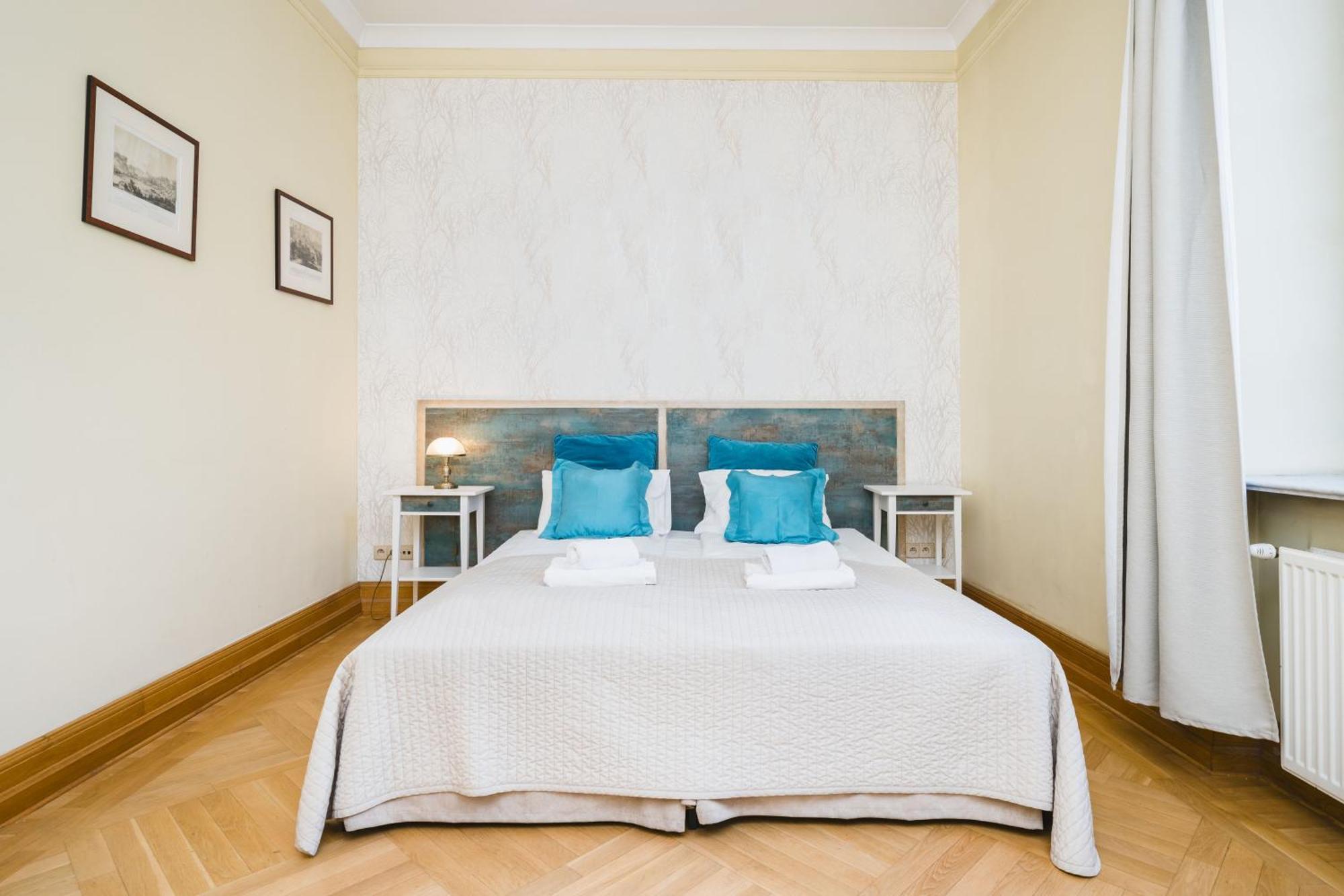 Apartamenty W Palacu Pod Baranami Krakau Exterior foto